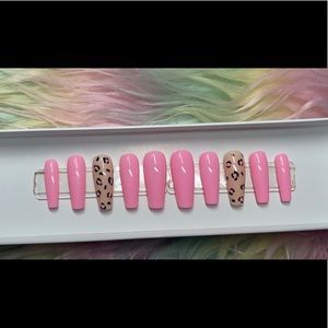 Gel press on nails